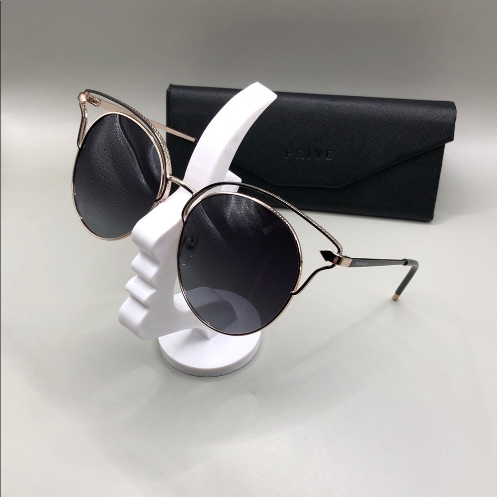 Prive Revaux - The Heartbreaker Cutout Cat-Eye Frame Round Lens Sunglasses